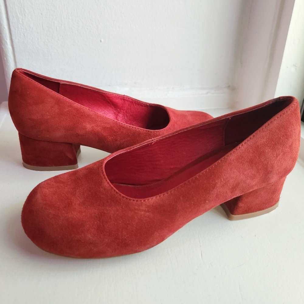 Jeffrey Campbell Red Suede Low Heel Round Toe Pumps
